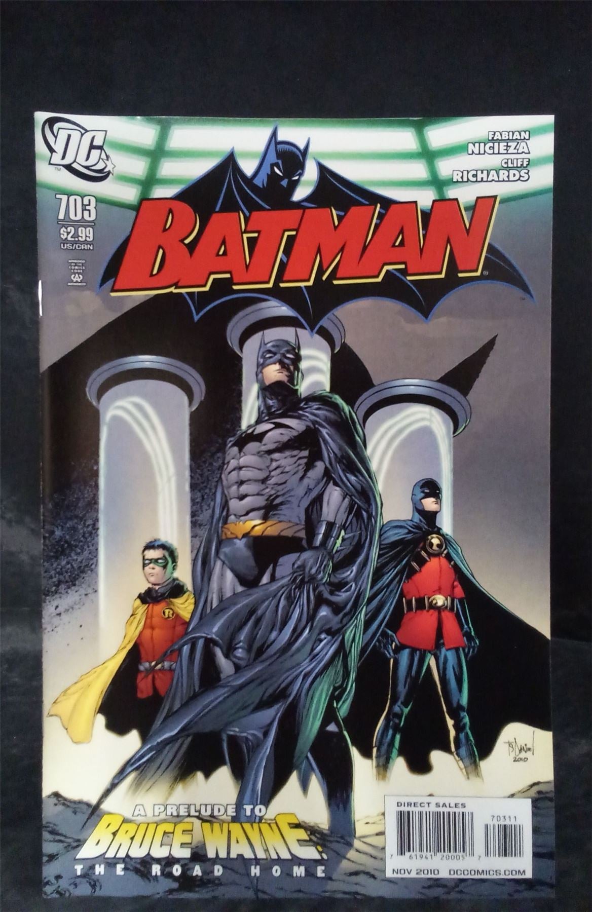 Batman #703 2010 DC Comics Comic Book