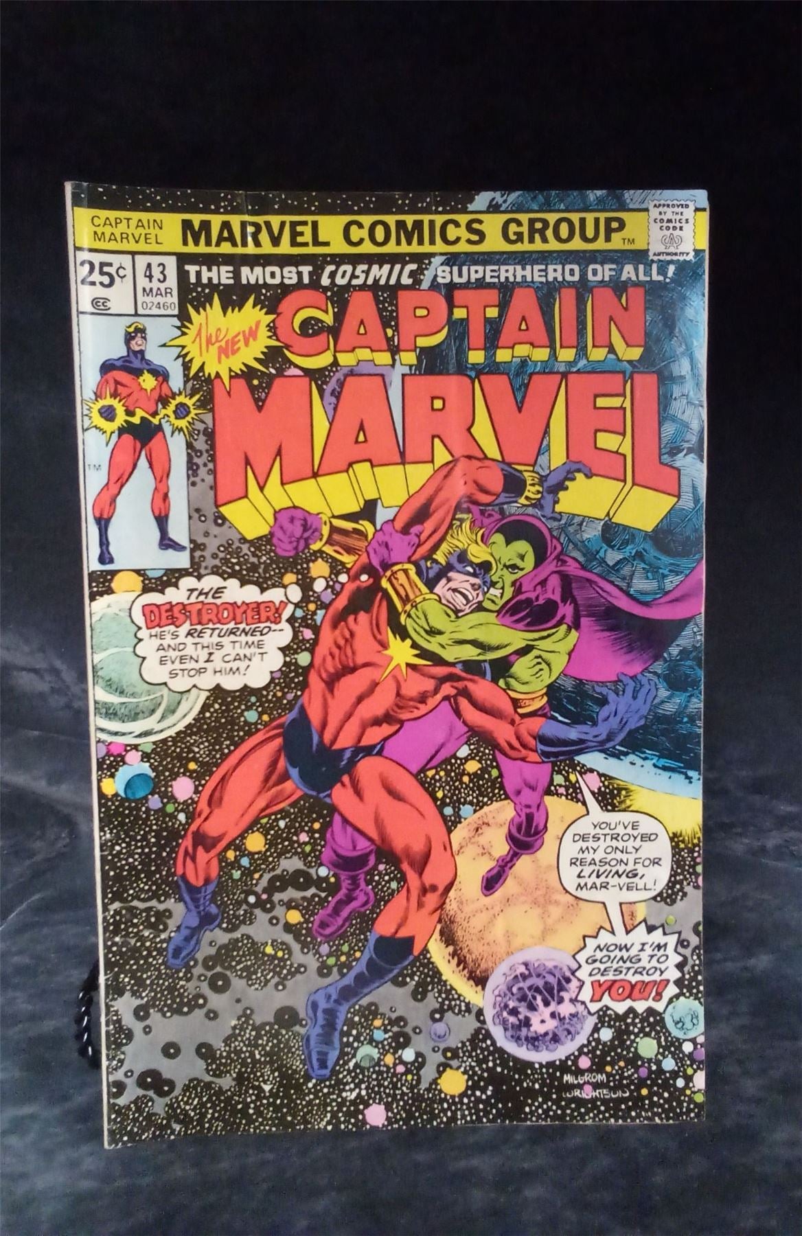 Captain Marvel #43 1976 marvel Comic Book