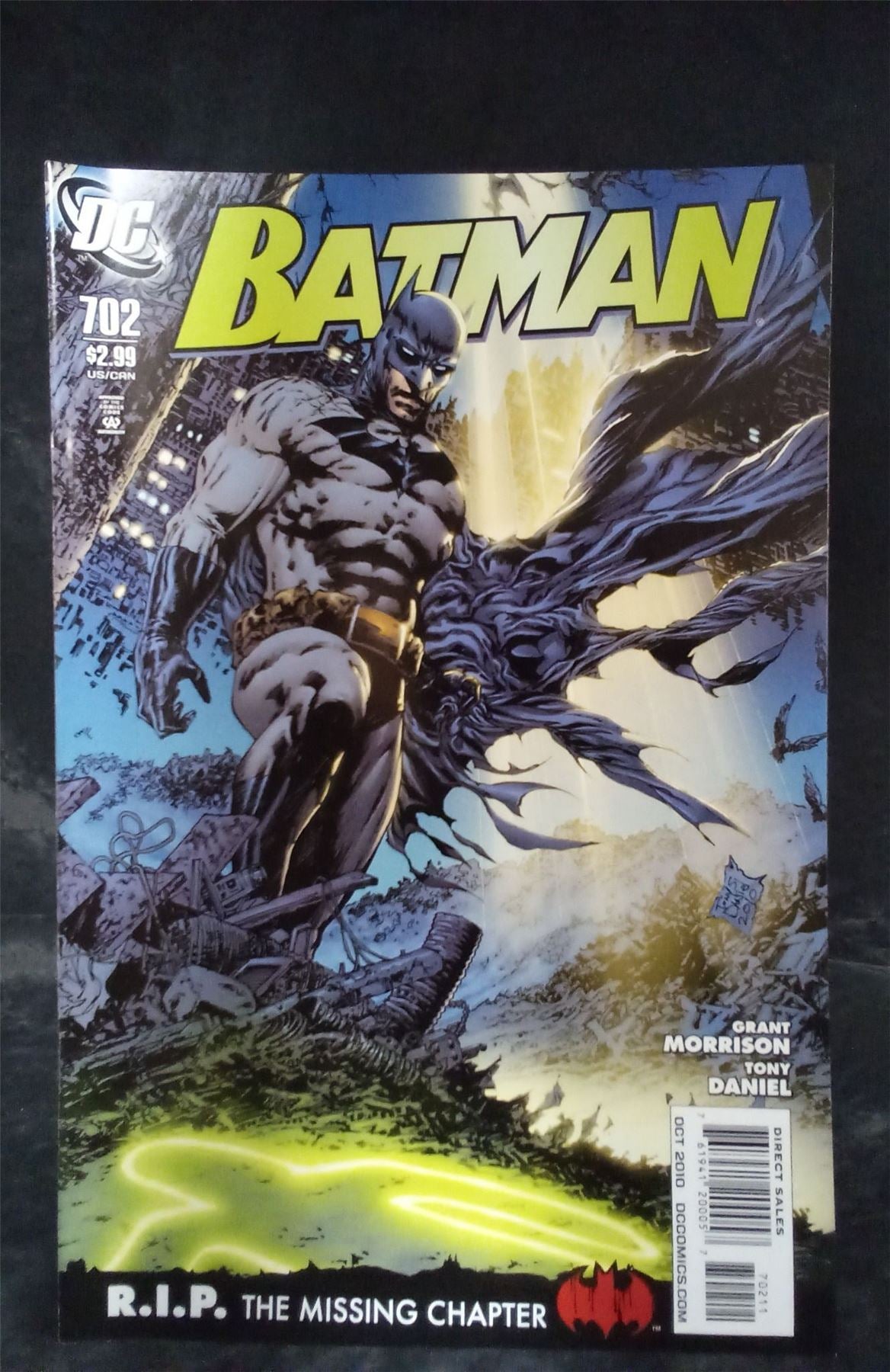 Batman #702 2010 DC Comics Comic Book
