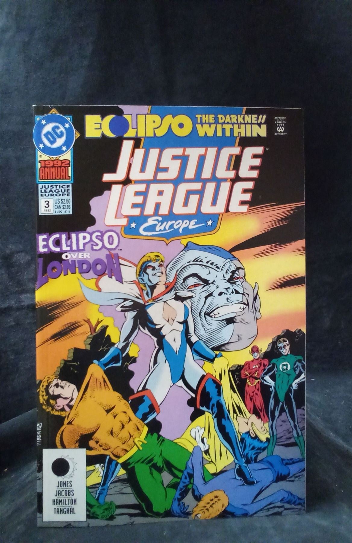 Justice League Europe Annual #3 1992 DC Comics Comic Book