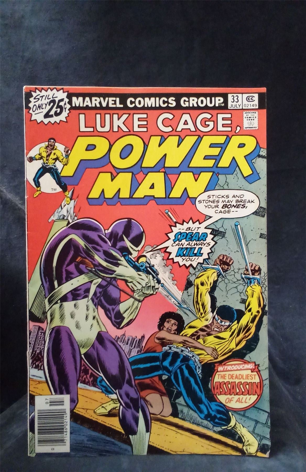 Power Man #33 1976 Marvel Comics Comic Book