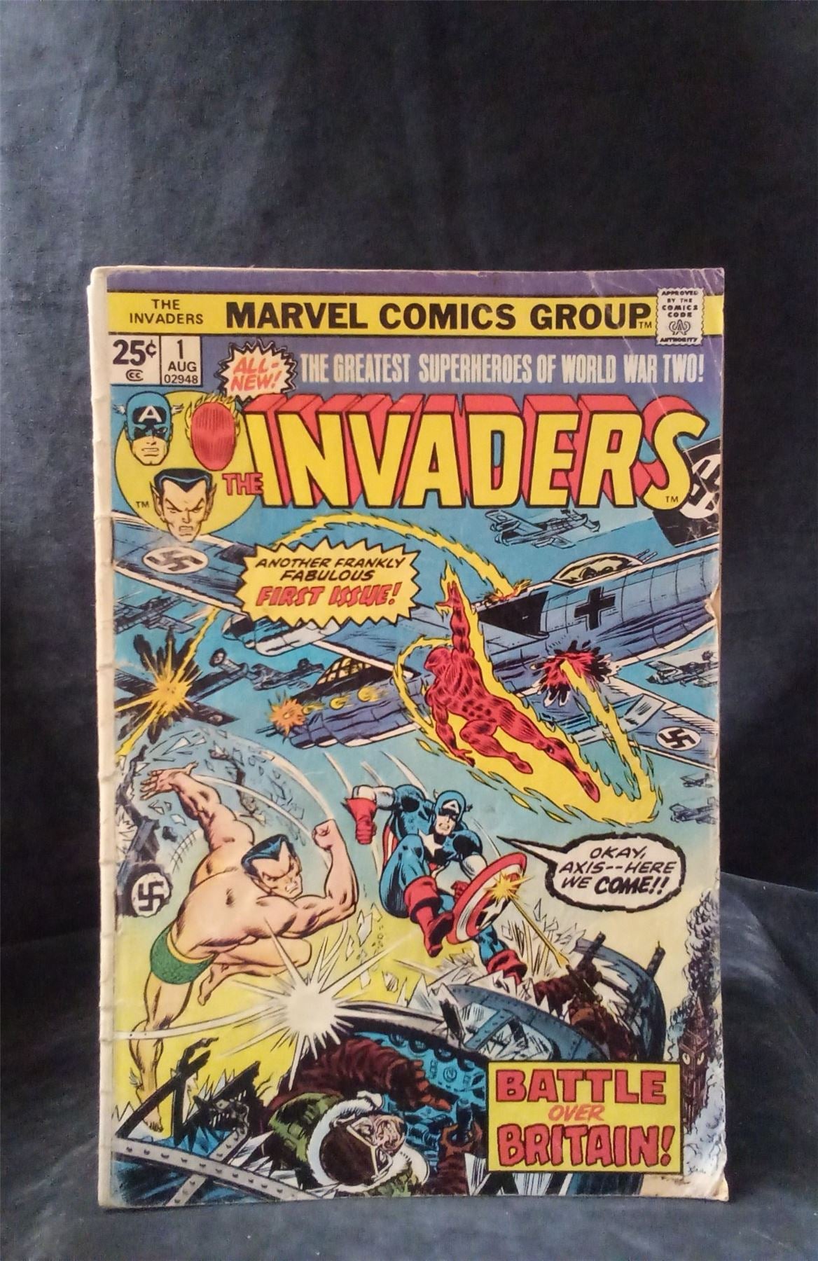 The Invaders #1 1975 Marvel Comics Comic Book